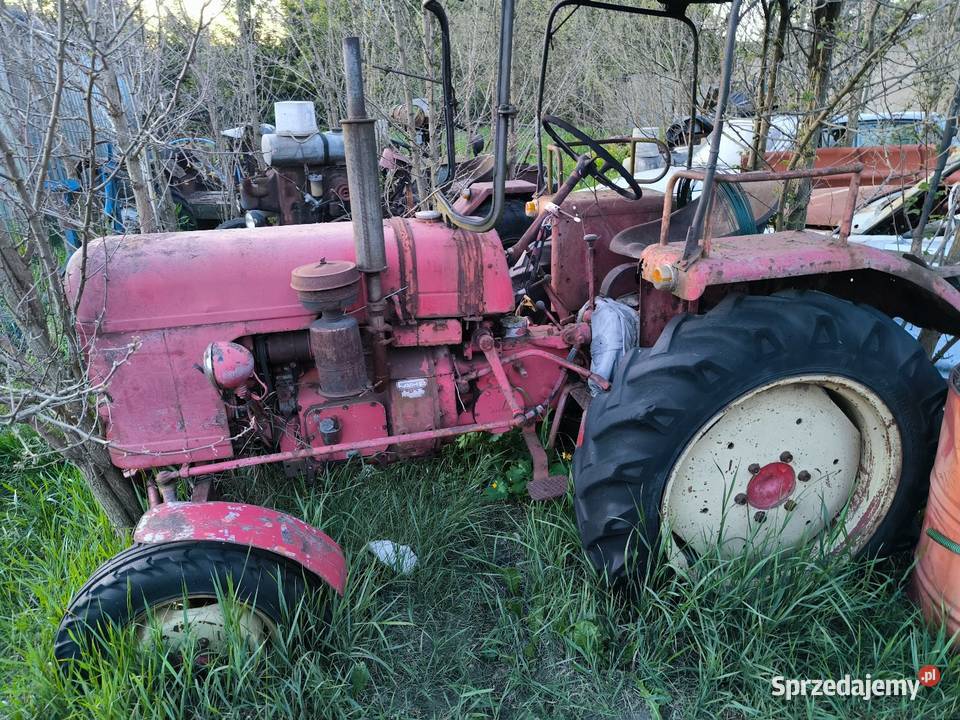 Traktor rolniczy fahr Lutomiersk