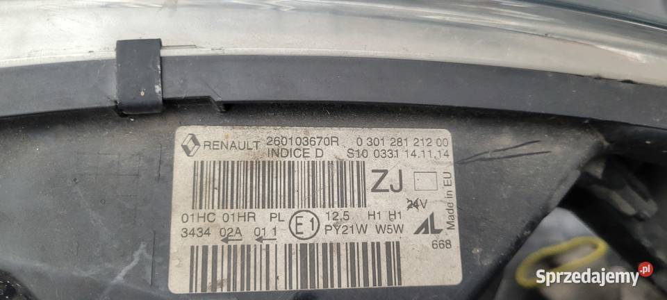 RENAULT CAPTUR 13 LAMPA PRAWY PRZÓD REFLEKTOR osobowe Ruda Śląska