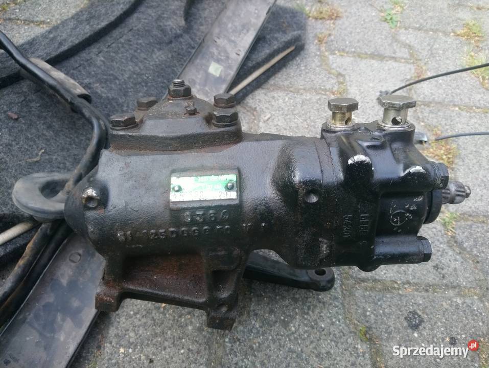 Bmw e34 na części fajny stan rzeczy 535 r6 Rok produkcji 1991 śląskie Mikołów sprzedam