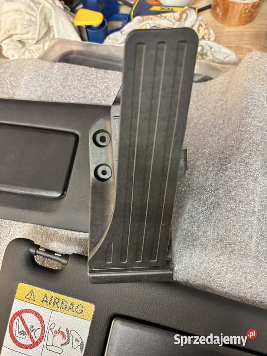 Nowe części Mercedes osobowe Pszczew