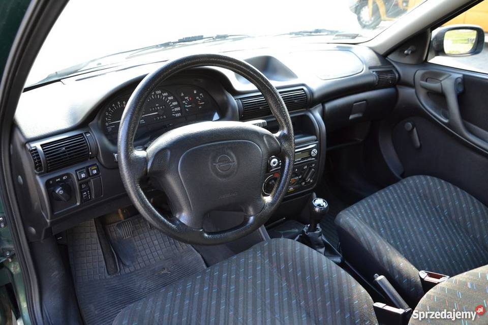 OPEL ASTRA CLASSIC FILM VAT marża Mielec