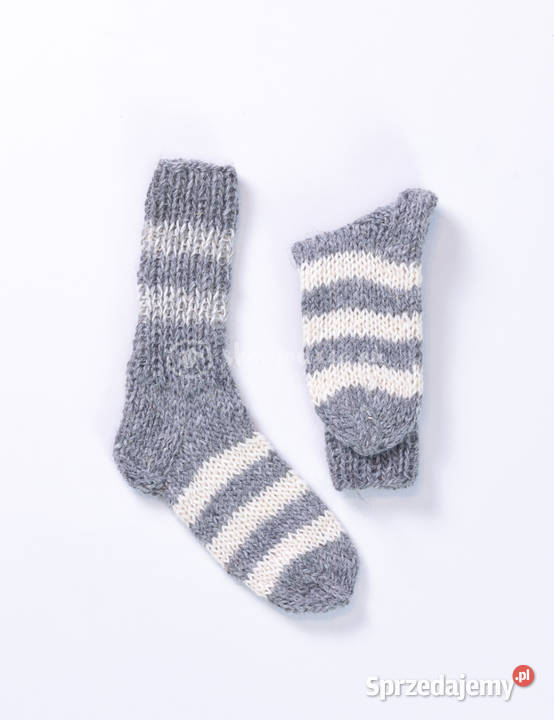 Wełniane ciepłe skarpetki w paski w kolorze