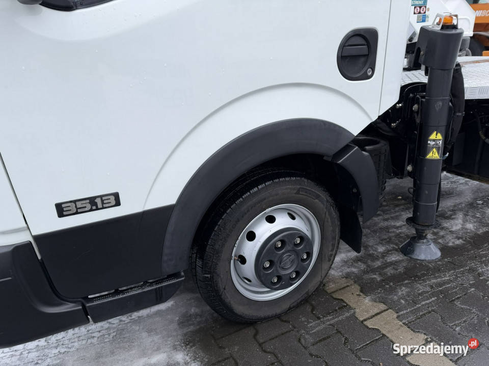 Nissan Cabstar Zwyżka Podnośnik Koszowy ISOLI manualna Widełki