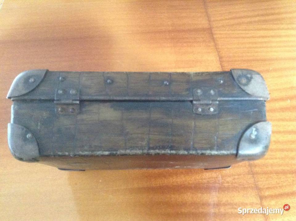 Przedwojenna walizeczka 39 x 21 x 10 Opole