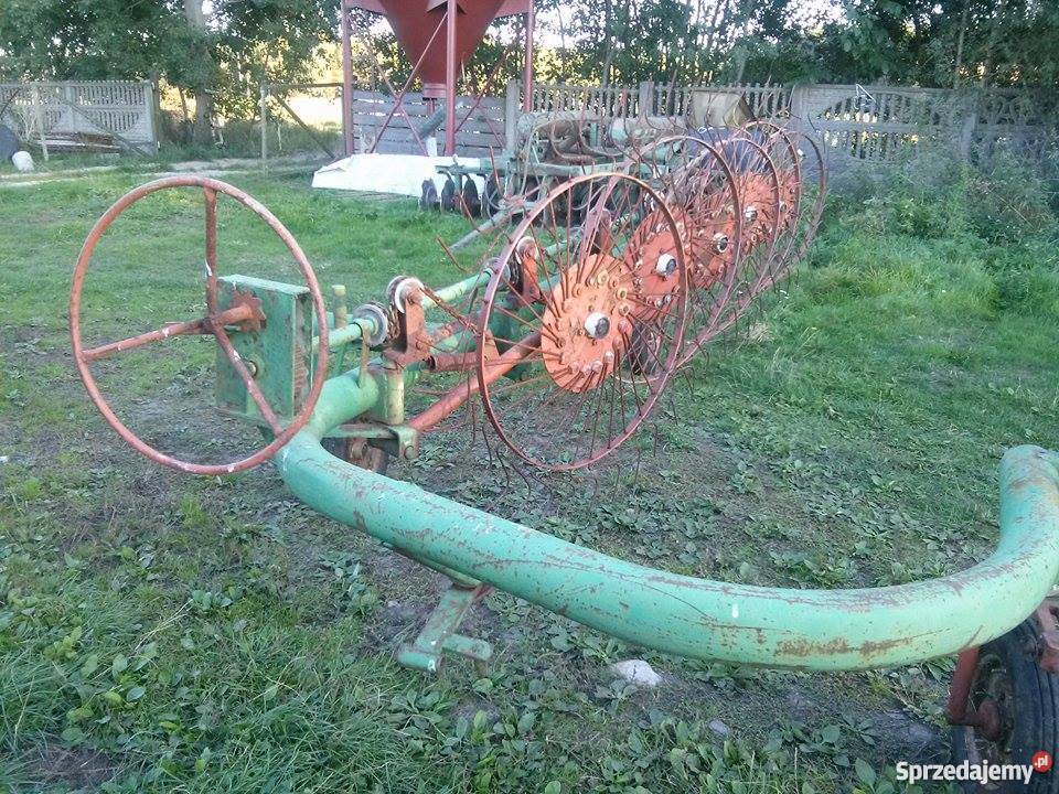 zgrabiarka karuzelowa karuzela do siana
