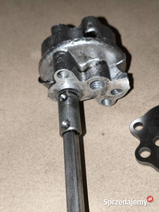 Pompa oleju Ural M61 M62 M63 M66 M67 Leszno