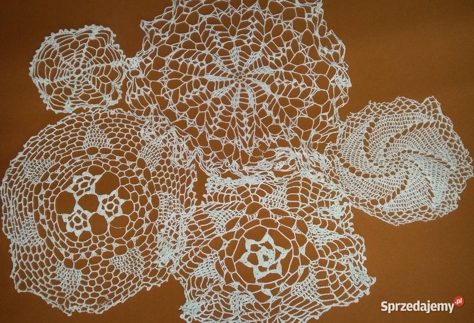 Serwetkaserwetki z nici ręcznie zrobione na Łódź