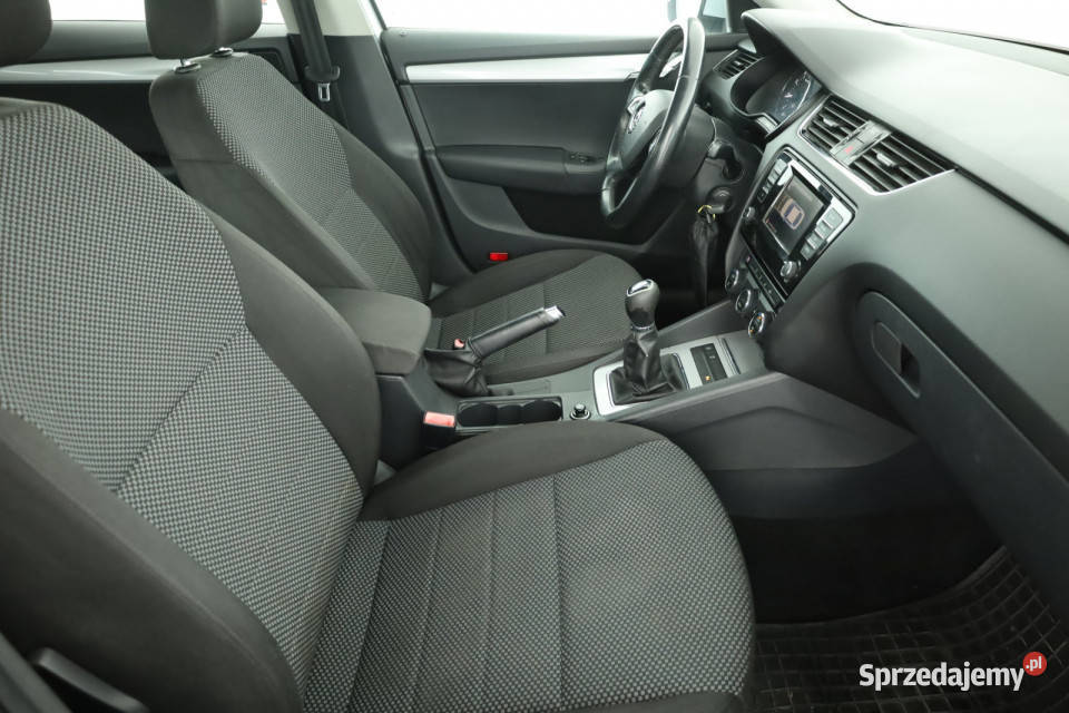 Skoda Octavia 12 TSI wielofunkcyjna kierownica Piaseczno