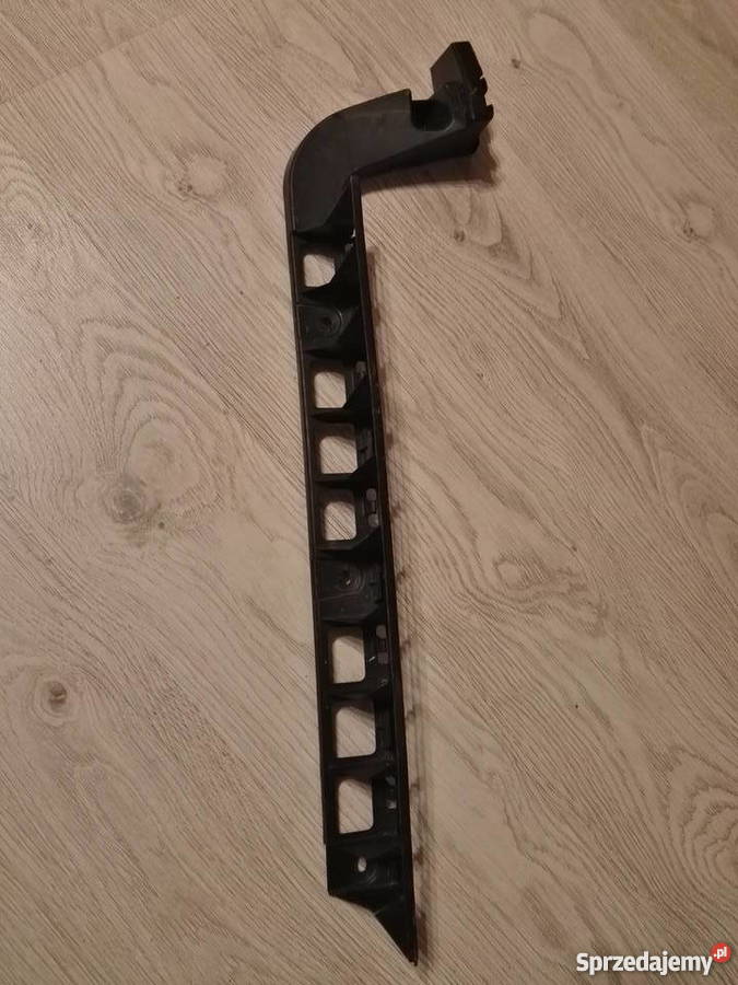 SKODA OCTAVIA III LEWY ŚLIZG ZDERZAKA TYŁ wielkopolskie Międzychód