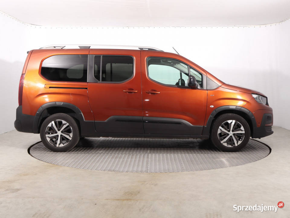 Peugeot Rifter 12 PureTech asystent pasa ruchu śląskie
