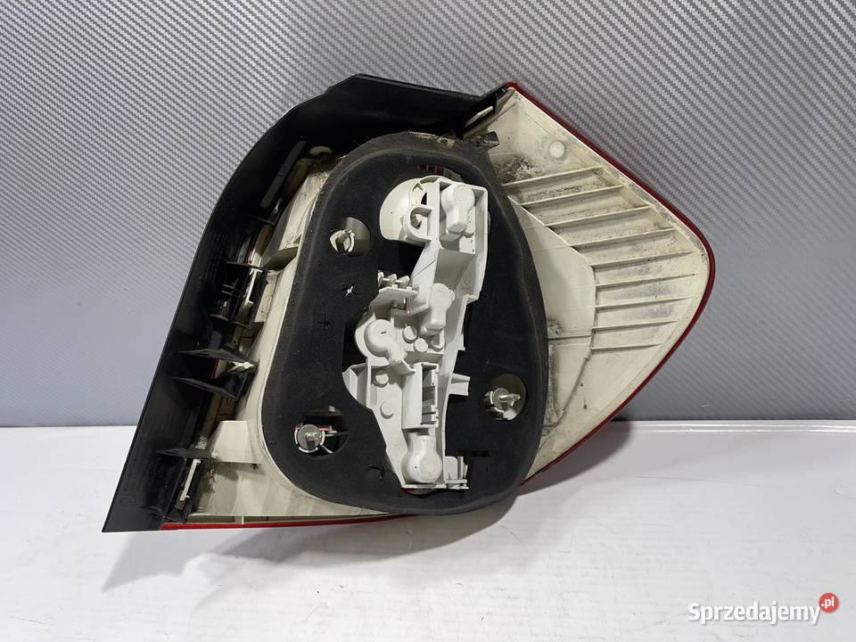 BMW E87 LIFT LEWA LAMPA TYŁ