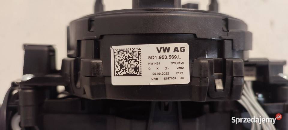 SKODA KAROQ MANETKI TAŚMA 5Q1953569L 5Q1953502AH osobowe sprzedam