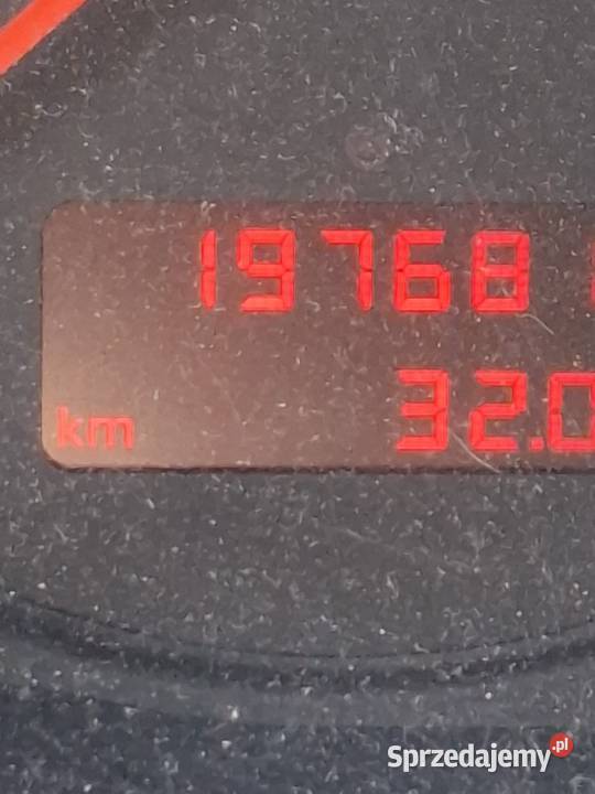 Audi a4 16 benz 197 przebiegu 1 wlasciciel centralny zamek