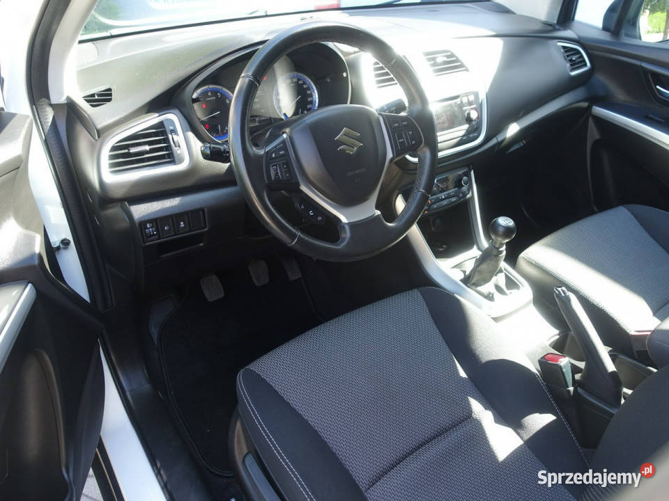 Suzuki SX4 SCross 16i Klimatronik Alu Światła przyciemniane szyby Częstochowa