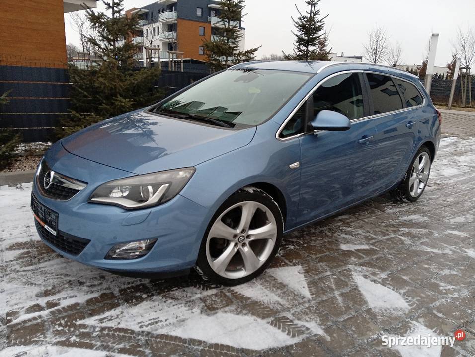 Opel Astra 14Turbo140 koni BixenonNawigacja autoalarm Gniezno