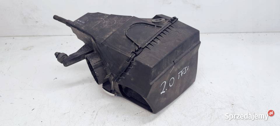 OBUDOWA FILTRA POWIETRZA AUDI A6 C6 4F0133835N osobowe Przystajń sprzedam