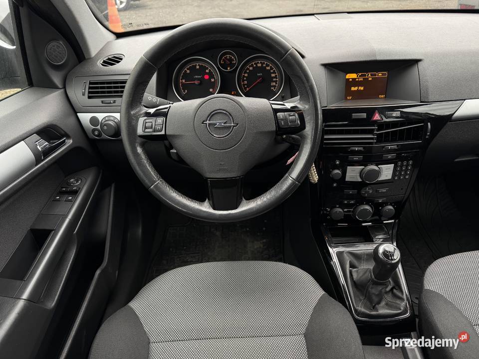 17CDTi 110 Gwarancja Klima Navi Książki lakier metallic Sanok