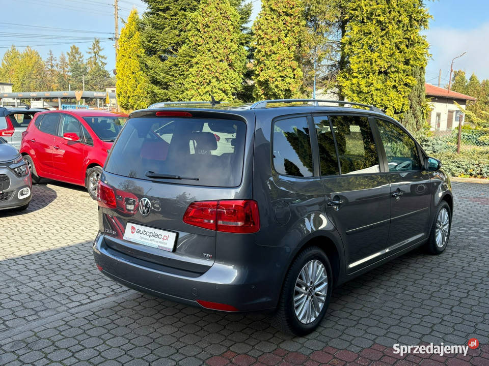 Volkswagen Touran 7 osób Tempomat Park Assist