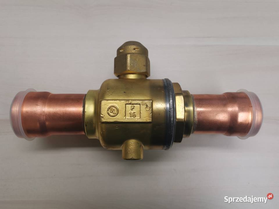 Zawór kulowy CASTEL 6591M42 lutowany 42 mm sprzedam