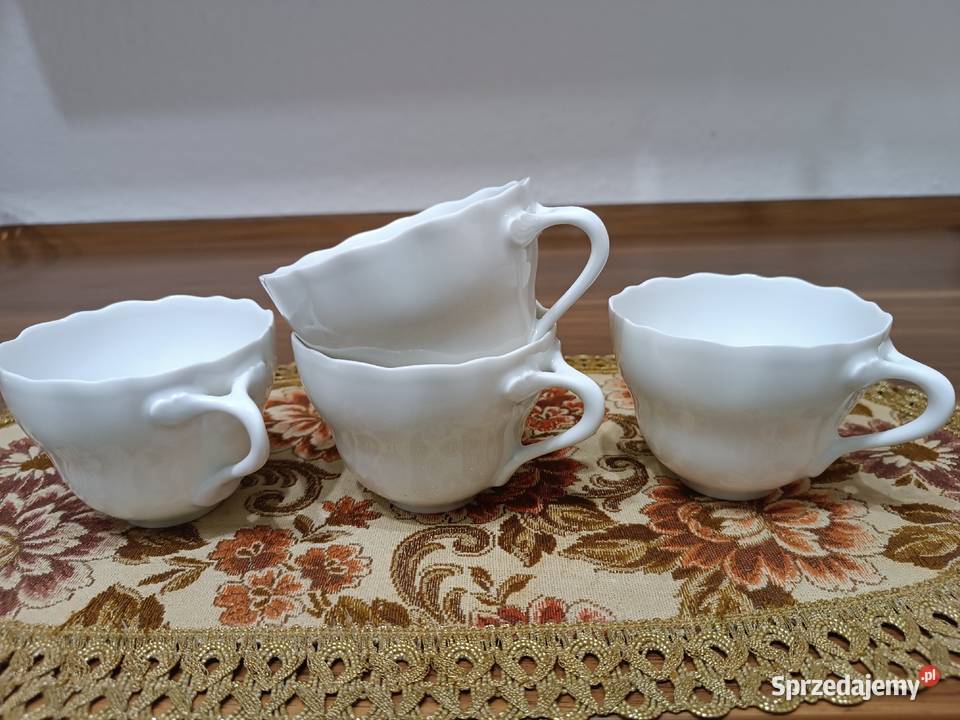 Biała porcelana filiżanki sprzedam