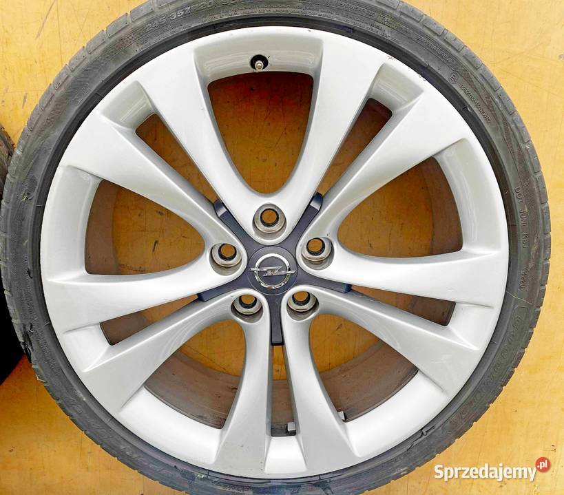 OPEL INSIGNIA FELGI ALUMINIOWE 13258242 OPONY Radom