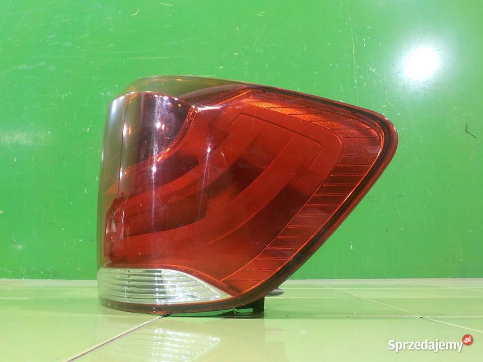 BMW X1 E84 20D 10r 5D lampa prawa tyl 03424600 osobowe Lampy tylne Części samochodowe Suków
