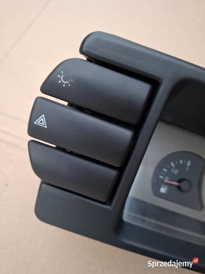 Licznik prędkościomierz zegar Fiat 126p Maluch osobowe