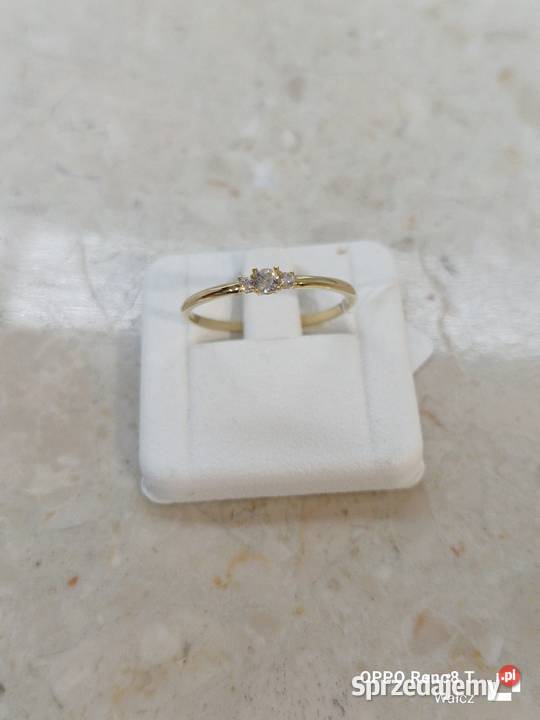 Złoty Nowy pierścionek z cyrkoniami 17pr333 sprzedam