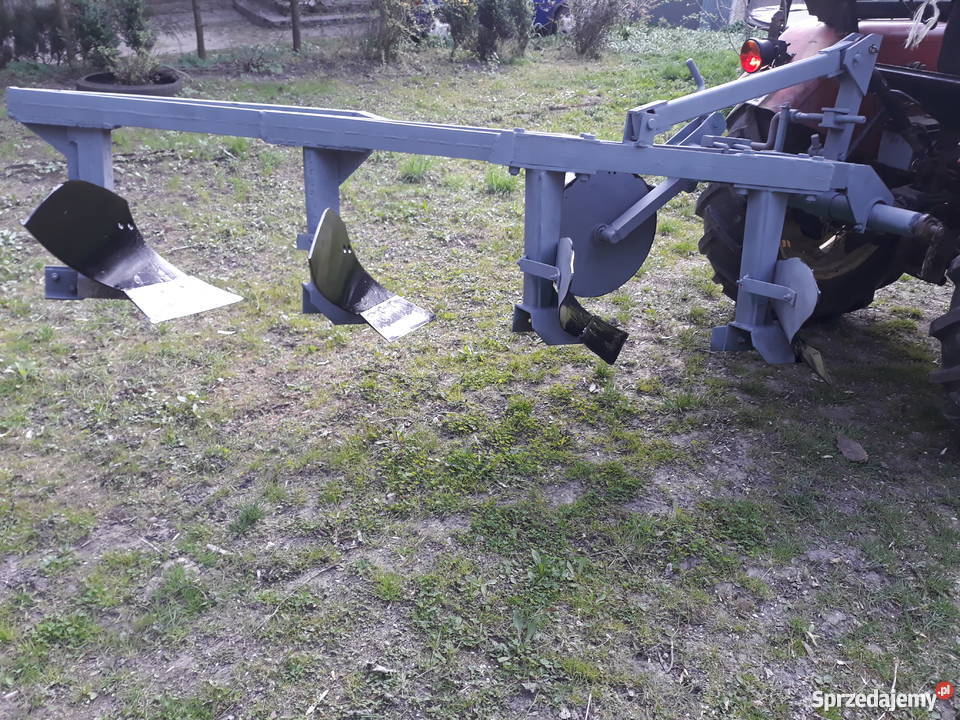Pług orlik 4skibowy nieuszkodzony Nosów