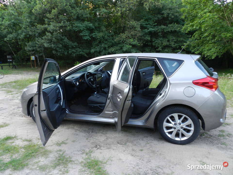 Toyota Auris II Benzyna 16 śliczna SERWISOWANA ABS Puszczykowo