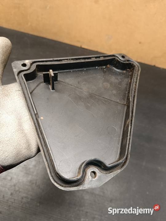 Pokrywa dekiel kapa airboxa puszki filtra Gołaczewy