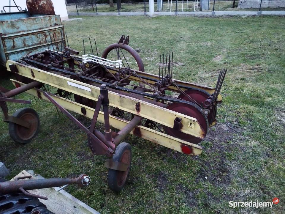 Przewracarka zgrabiarka taśmowa