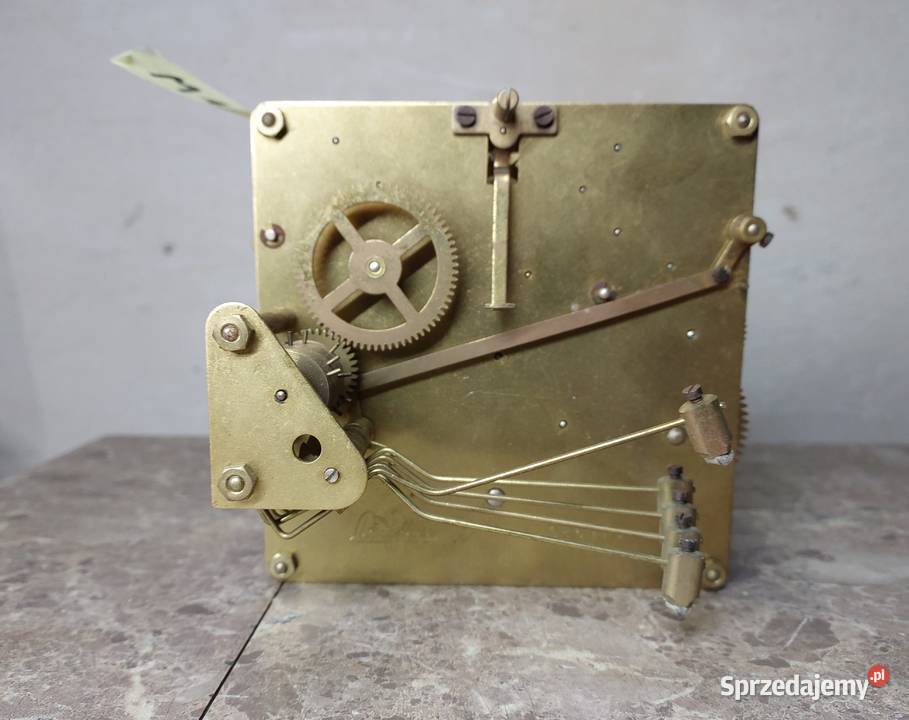M140 Mechanizm starego zegara Lauffer W1 Tczew