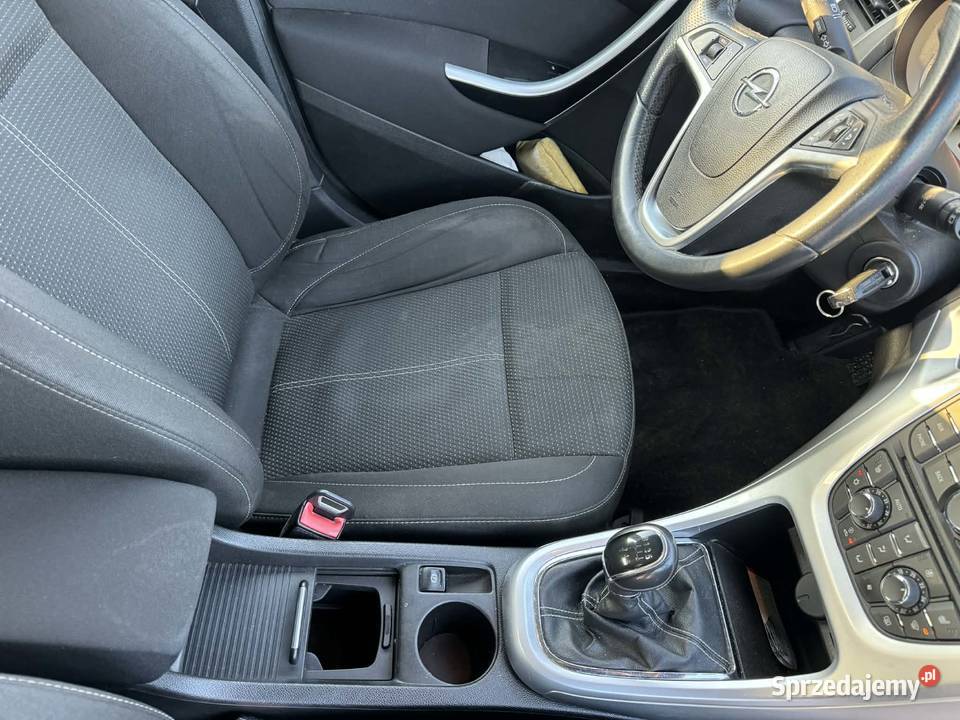 Opel Astra 14T 140 2010r nieuszkodzony zachodniopomorskie Szczecinek