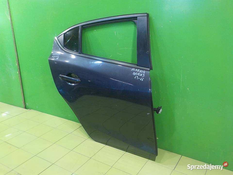 MAZDA 3 BM III 22 D 15r SEDAN 4D drzwi prawe tyl