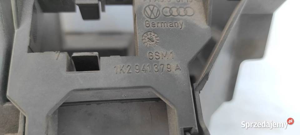 1K0 937 049 M BSI skrzynka bezpieczników GA14 świętokrzyskie Włoszczowa