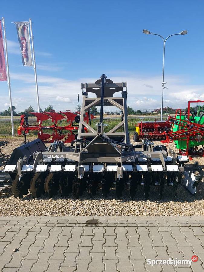 Agregat Talerzowy UprawowoSiewny Wał Oponowy Kutno