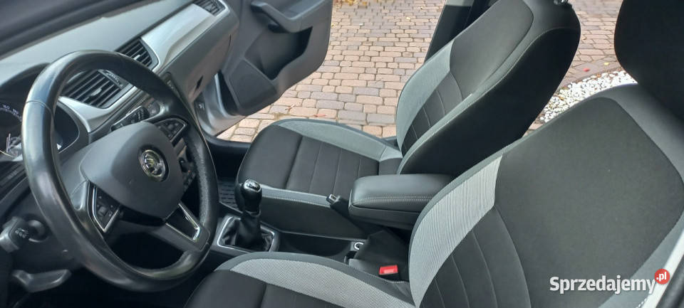 koda RAPID 275 netto FVAT 23 Lift Ledy Salon Gdańsk