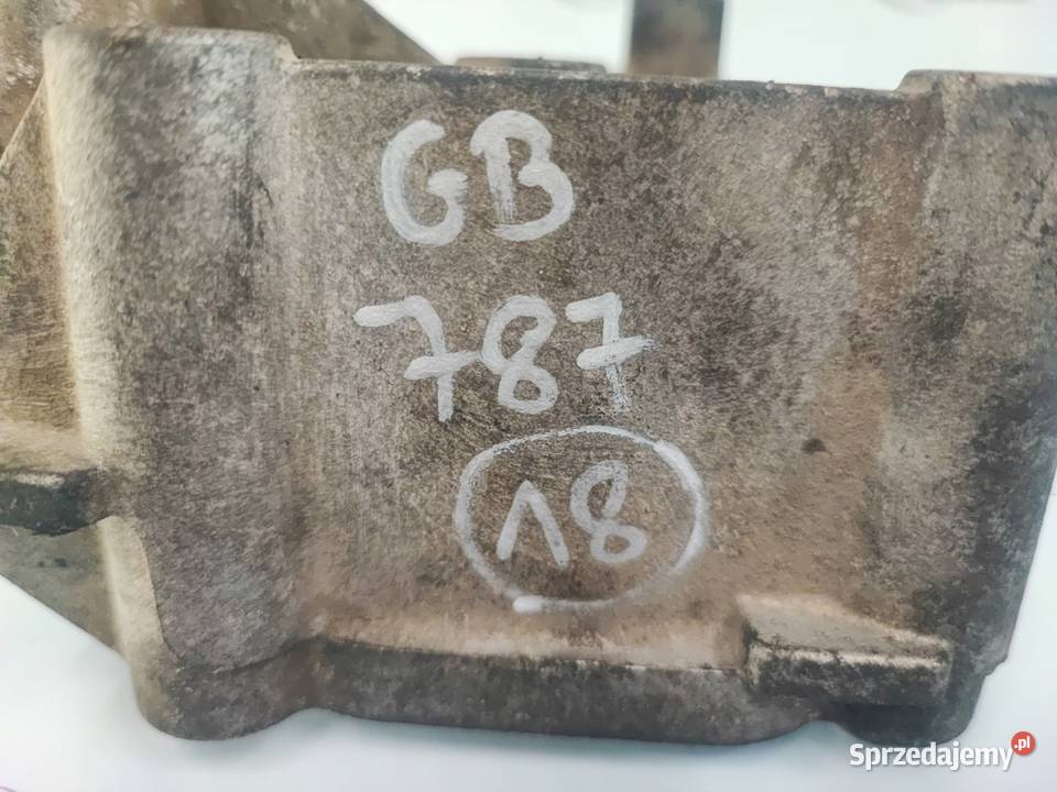 OUTLANDER ASX 11r 22 DID 4N14 175 obudowa pompy osobowe Kielce