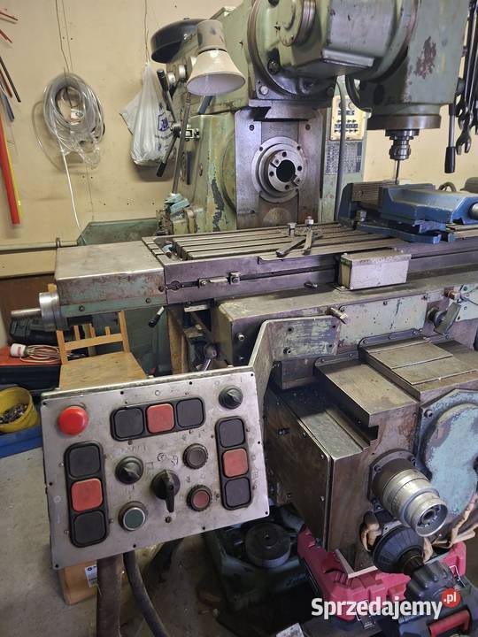 Sprzedam frezarkę uniwersalną Stankoimport 6SZ82 Żółkiewka-Osada