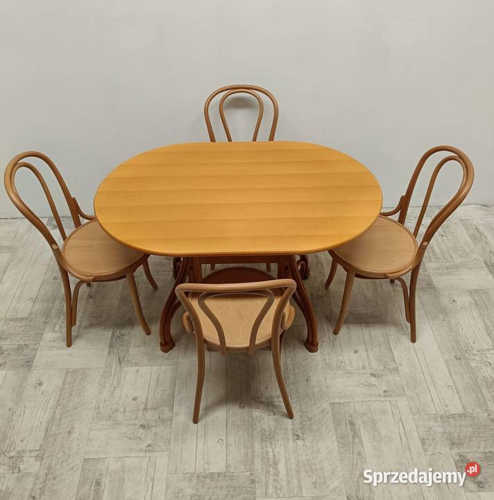 stół stolik model Thonet z krzesłami do kuchni