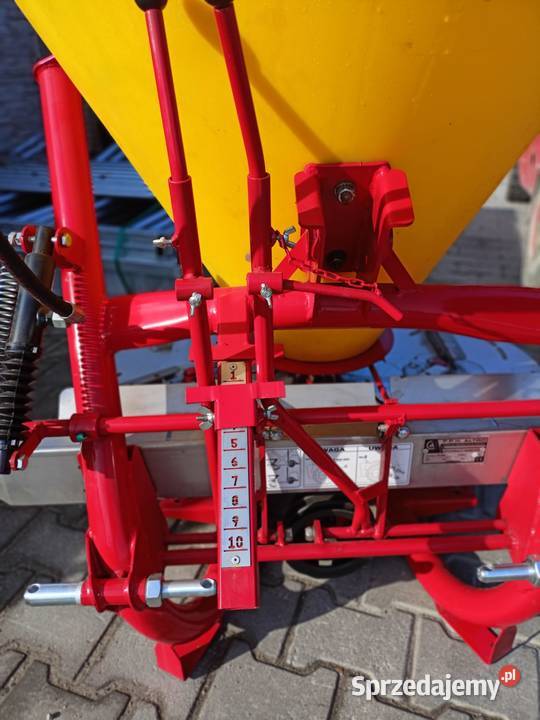 Rozsiewacz nawozów lej Altro RN500 2 talerzowy opolskie Nysa