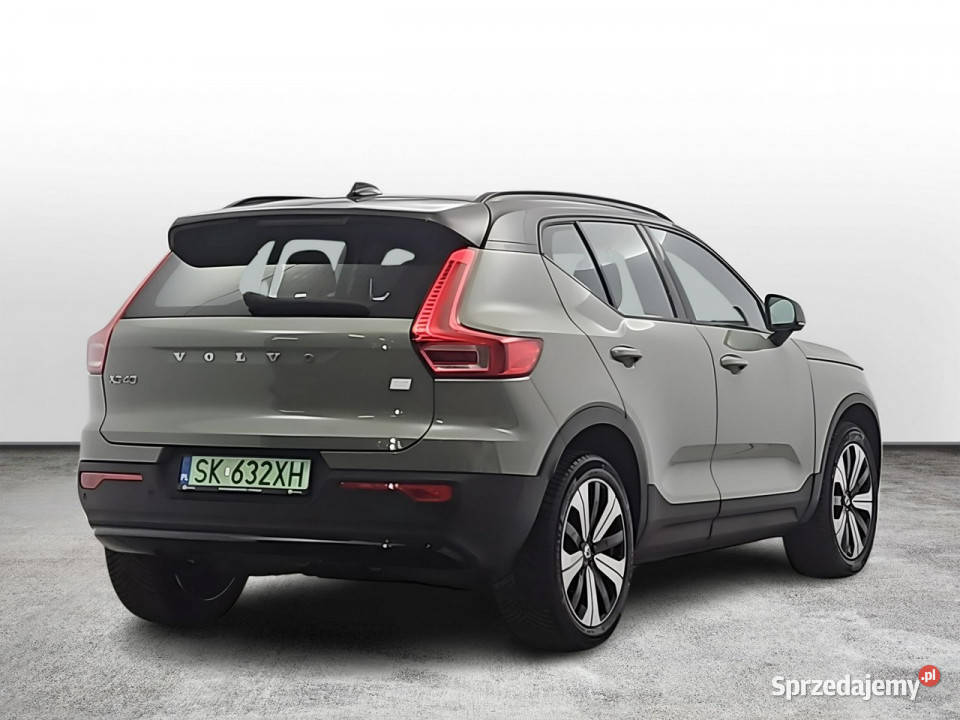 Volvo XC 40 73kWh P6 Recharge Core aut Z podgrzewane fotele Warszawa