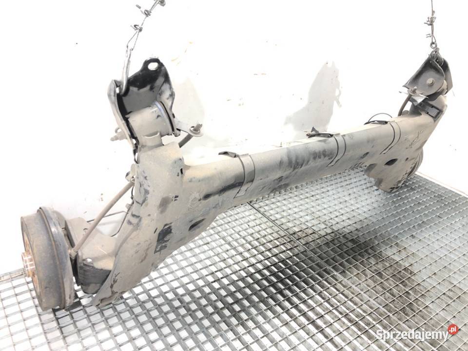 BELKA TYŁ DACIA DUSTER Hatchback TYLNA Belki zawieszenia