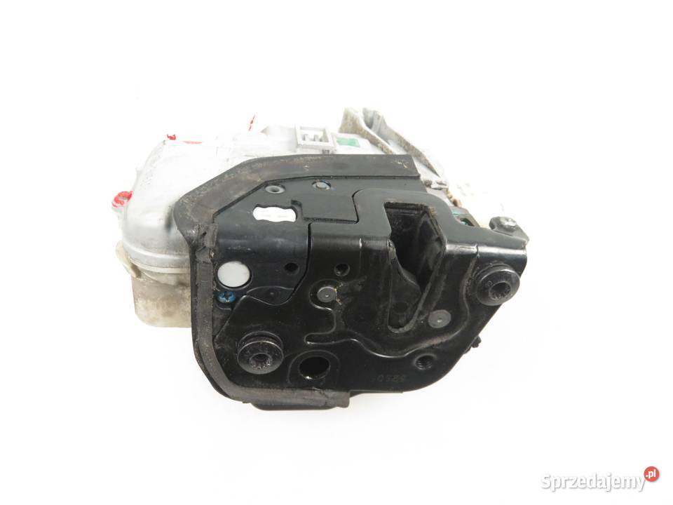 ZAMEK LEWY PRZEDNI AUDI A4 B7 8E1837015AB