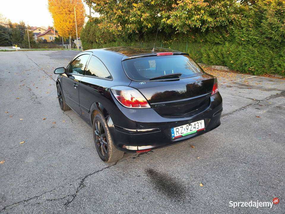 Opel Astra H GTC 16 LPG Łańcut sprzedam