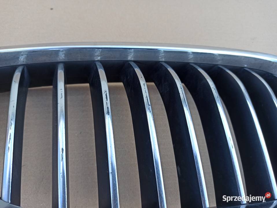 BMW 5 F10 F11 LCI LIFT NERKA PRAWA GRILL 7412324 Trzciel sprzedam