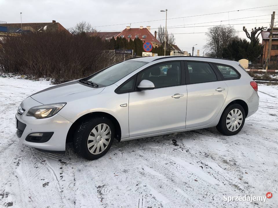 sprzedam Opel Astra 14 turbo serwisie Oleśnica