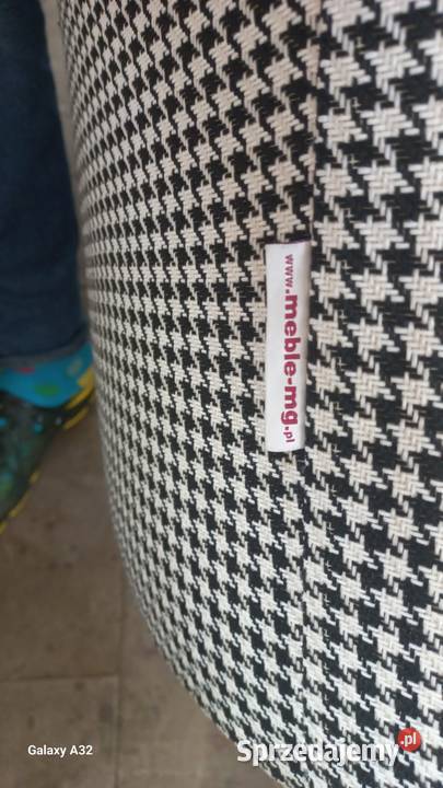 Zestaw 10 hokerów i 4 foteli oddzielnie pepitka Kraków sprzedam