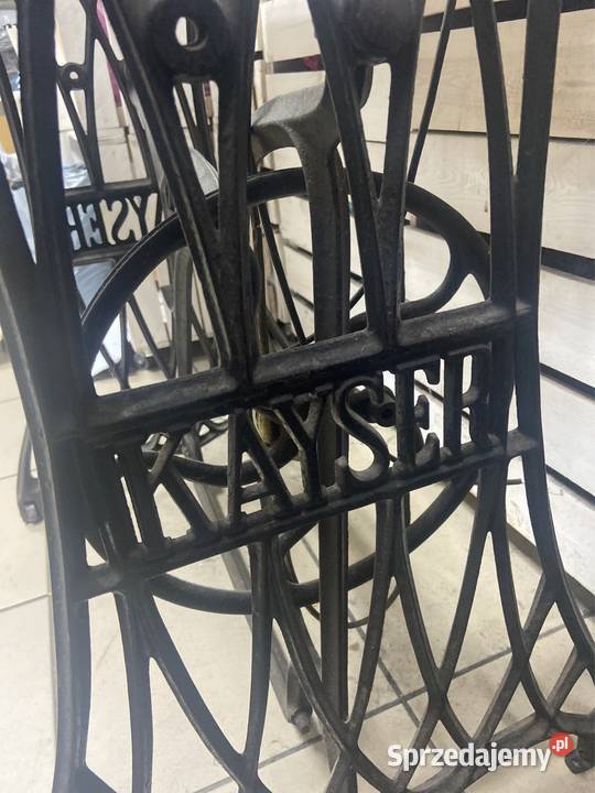 Stolik starej maszyny do szycia Kayser z Poznań